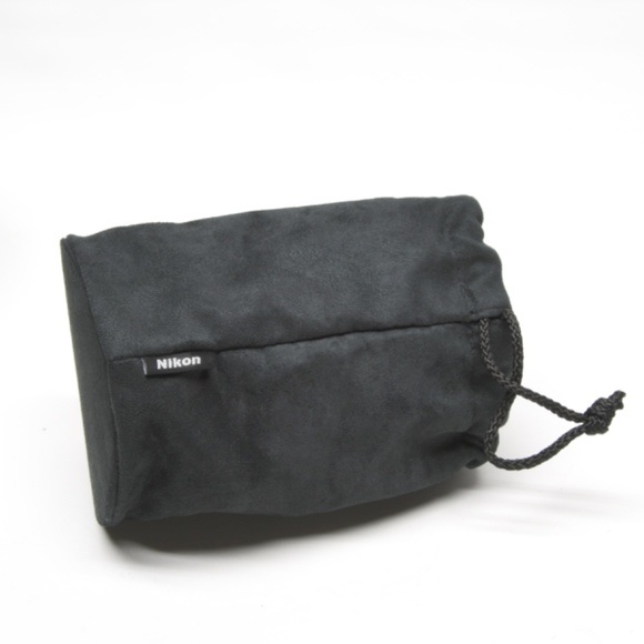 NIKON D7000 BODY (16.2MP) + Accessories - Shutter Count 2,713 - Picture 15 of 16